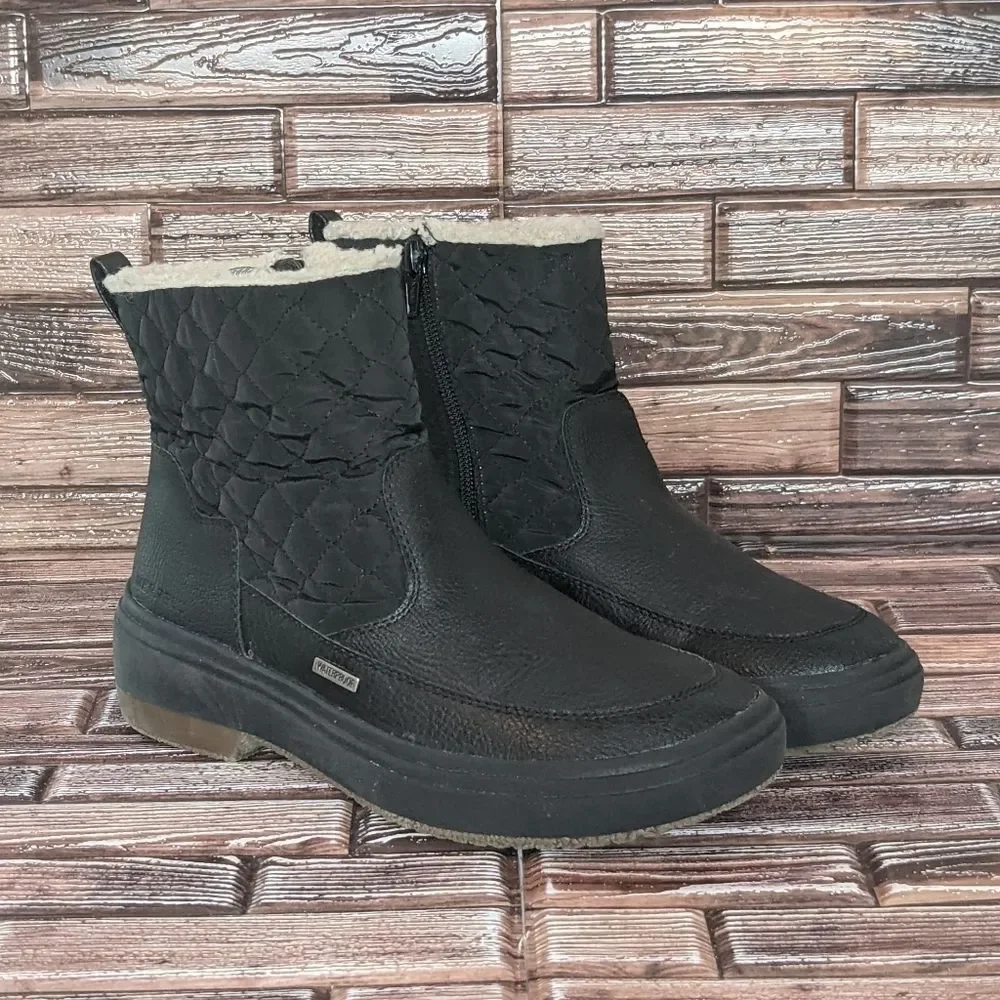 Merrell Waterproof winter Boot- Womens 6